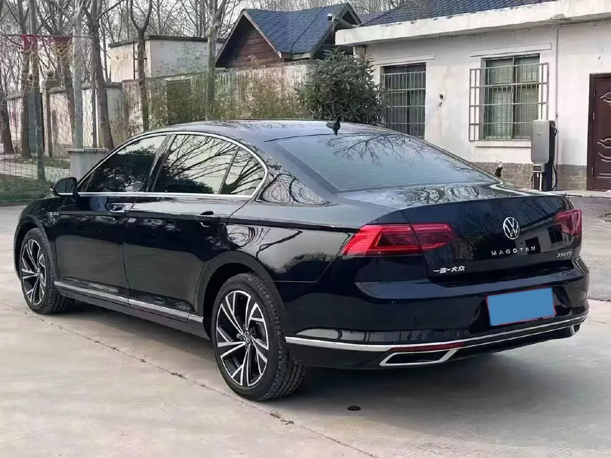 2021 Volkswagen Magotan 2.0T 186HP L4 7DCT,autocango,china used car exporter,china ev exporter,chinese used car exporter,chinese used ev exporter