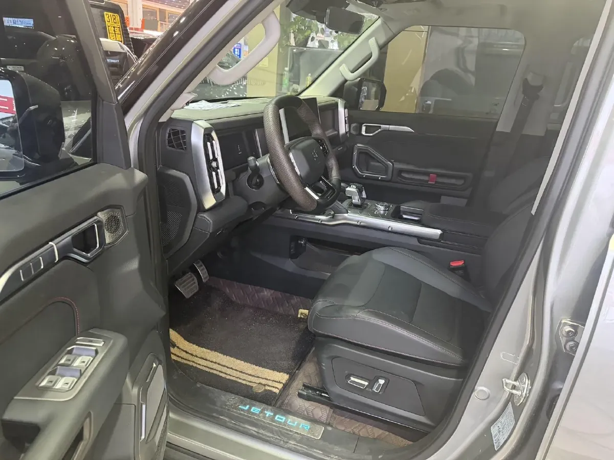 2023 Jetour Traveller 2.0T 254HP L4 8AT,autocango,china used car exporter,china ev exporter,chinese used car exporter,chinese used ev exporter