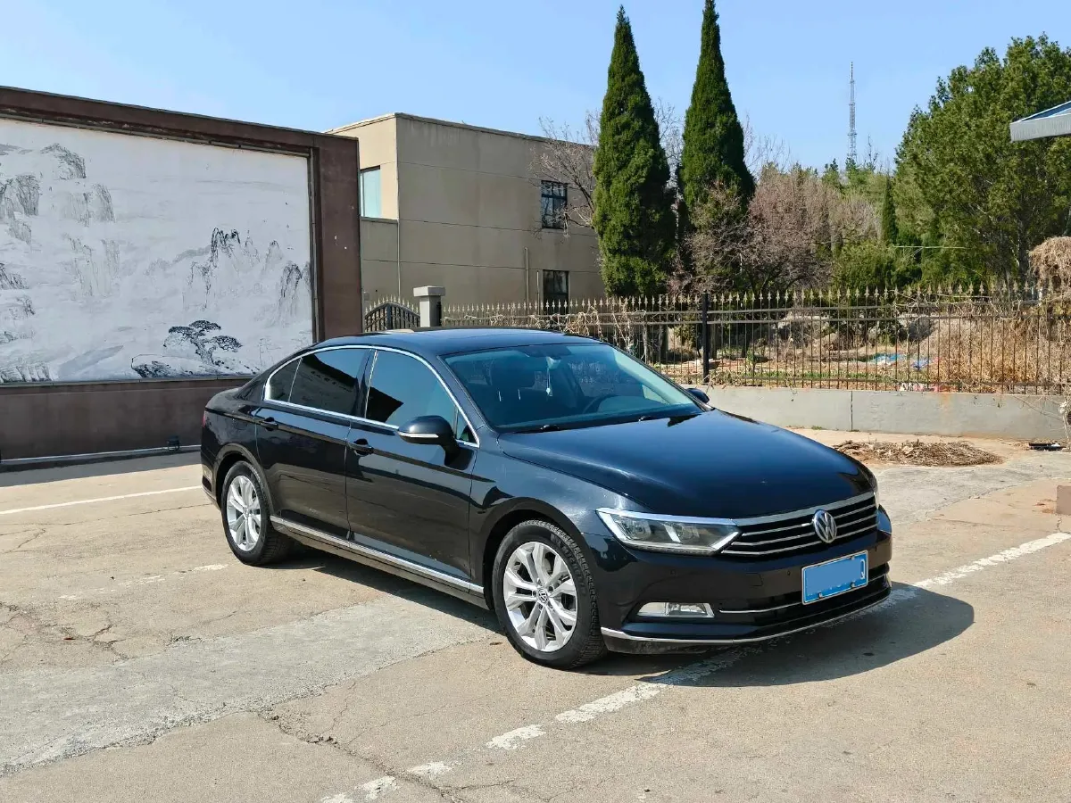 2019 Volkswagen Magotan 2.0T 186HP L4 7DCT,autocango,china used car exporter,china ev exporter,chinese used car exporter,chinese used ev exporter