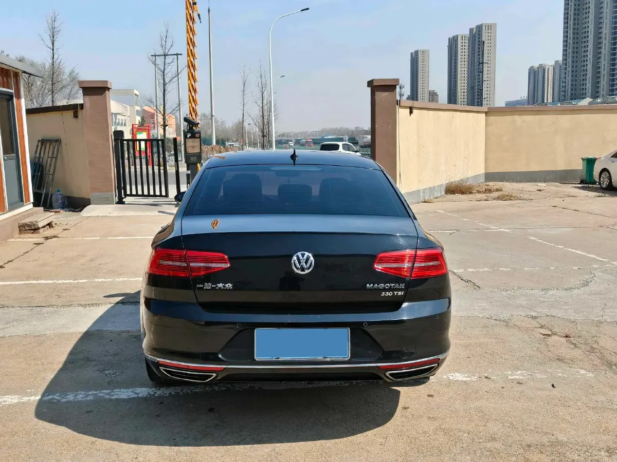 2019 Volkswagen Magotan 2.0T 186HP L4 7DCT,autocango,china used car exporter,china ev exporter,chinese used car exporter,chinese used ev exporter