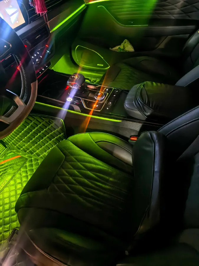 2022 HongQi HS5 2.0T 224HP L4 6AT,autocango,china used car exporter,china ev exporter,chinese used car exporter,chinese used ev exporter