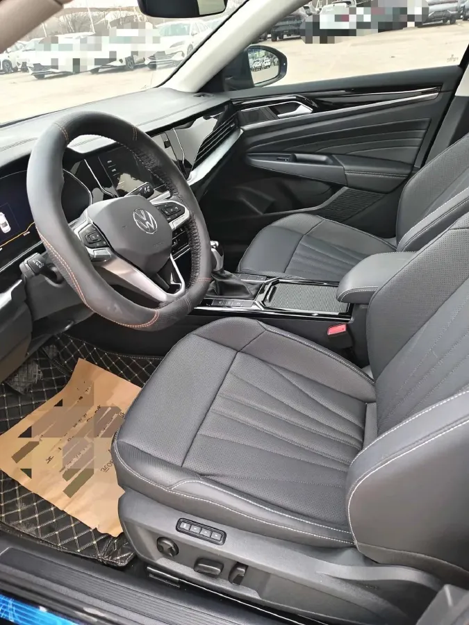 2025 Volkswagen Passat 2.0T 220HP L4 7DCT,autocango,china used car exporter,china ev exporter,chinese used car exporter,chinese used ev exporter