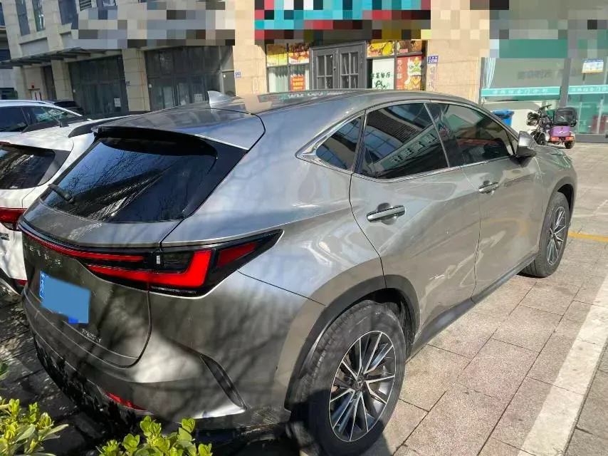 2022 Lexus NX 2.5L 205HP L4 8AT,autocango,china used car exporter,china ev exporter,chinese used car exporter,chinese used ev exporter