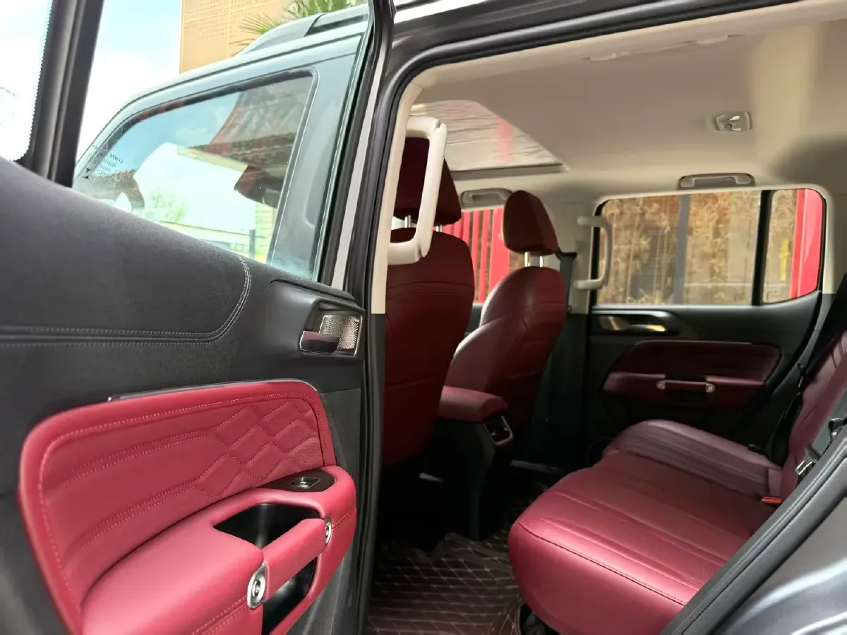 2024 Tank 300 3.0T 354HP V6 9AT,autocango,china used car exporter,china ev exporter,chinese used car exporter,chinese used ev exporter