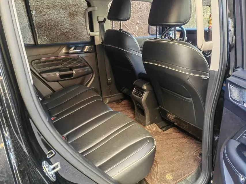 2021 Tank 300 2.0T 227HP L4 8AT,autocango,china used car exporter,china ev exporter,chinese used car exporter,chinese used ev exporter