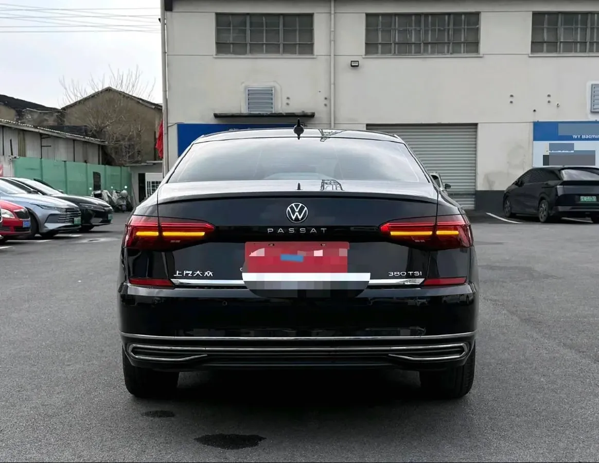 2021 Volkswagen Passat 2.0T 220HP L4 7DCT,autocango,china used car exporter,china ev exporter,chinese used car exporter,chinese used ev exporter