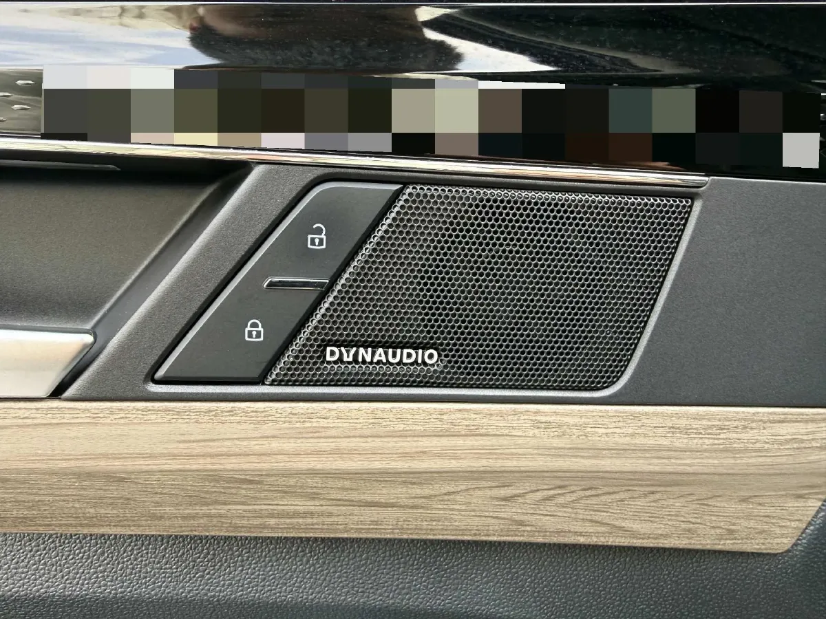 2021 Volkswagen Passat 2.0T 220HP L4 7DCT,autocango,china used car exporter,china ev exporter,chinese used car exporter,chinese used ev exporter