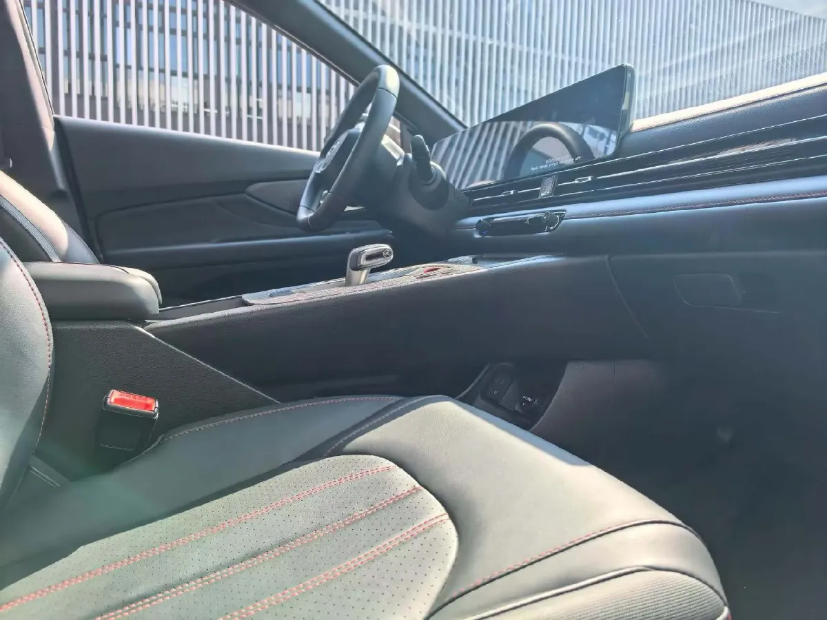 2023 GAC Trumpchi Empow 2.0L 140HP L4 2DHT Hybrid 2.1KWH,autocango,china used car exporter,china ev exporter,chinese used car exporter,chinese used ev exporter