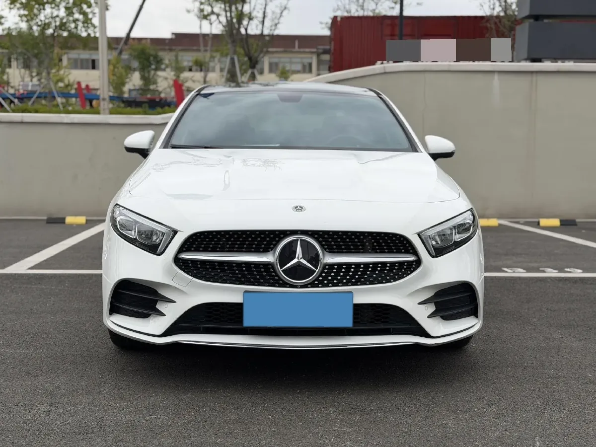 2021 Mercedes-Benz A Class 1.3T 163HP L4 7DCT,autocango,china used car exporter,china ev exporter,chinese used car exporter,chinese used ev exporter