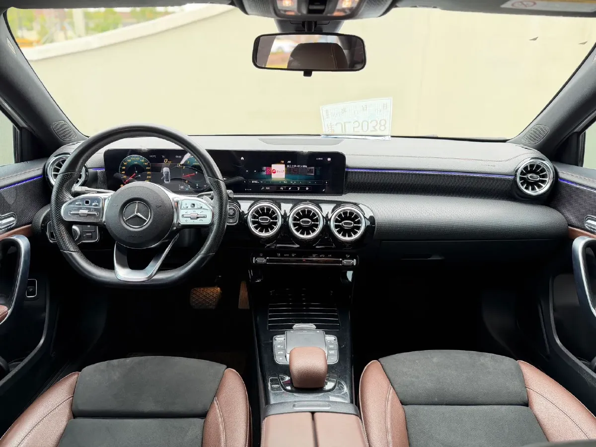 2021 Mercedes-Benz A Class 1.3T 163HP L4 7DCT,autocango,china used car exporter,china ev exporter,chinese used car exporter,chinese used ev exporter