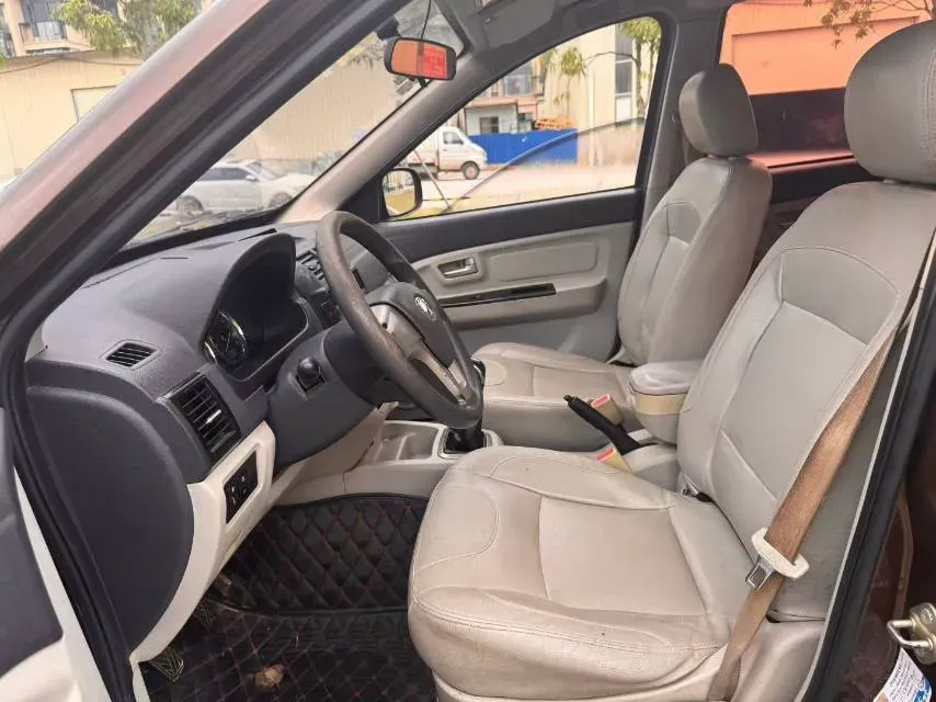 2015 BAIC ChangHe M50S 1.4L 99HP L4 5MT,autocango,china used car exporter,china ev exporter,chinese used car exporter,chinese used ev exporter