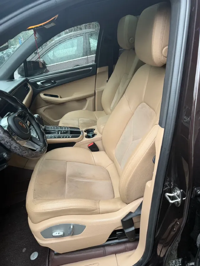 2018 Porsche Macan 2.0T 252HP L4 7DCT,autocango,china used car exporter,china ev exporter,chinese used car exporter,chinese used ev exporter