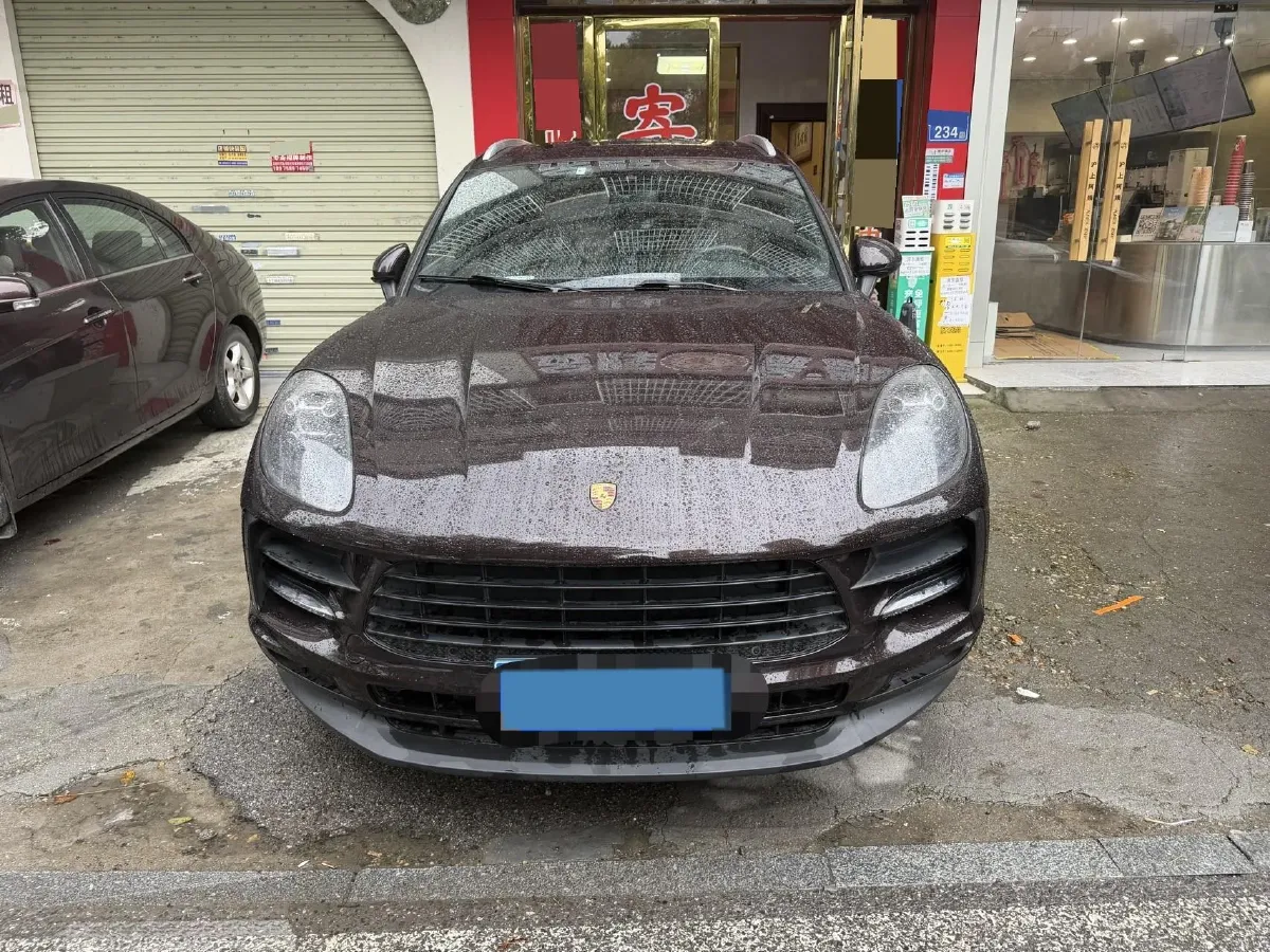 2018 Porsche Macan 2.0T 252HP L4 7DCT,autocango,china used car exporter,china ev exporter,chinese used car exporter,chinese used ev exporter