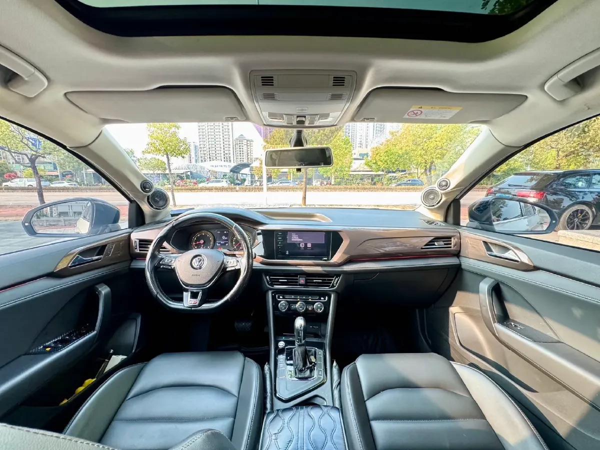 2020 Volkswagen Tharu 1.4T 150HP L4 7DCT,autocango,china used car exporter,china ev exporter,chinese used car exporter,chinese used ev exporter