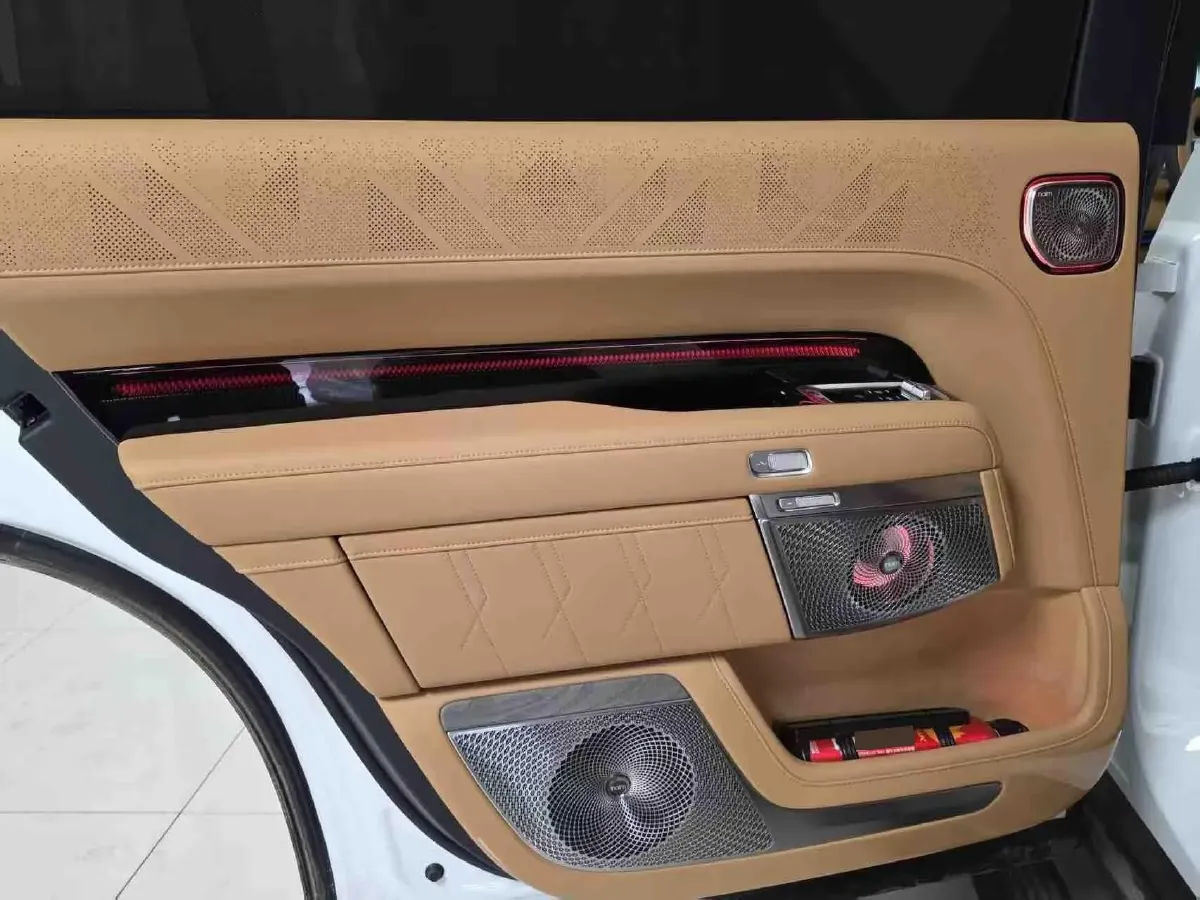 2025 Zeekr 9X 2.0T 279HP L4 1DHT PHEV,autocango,china used car exporter,china ev exporter,chinese used car exporter,chinese used ev exporter