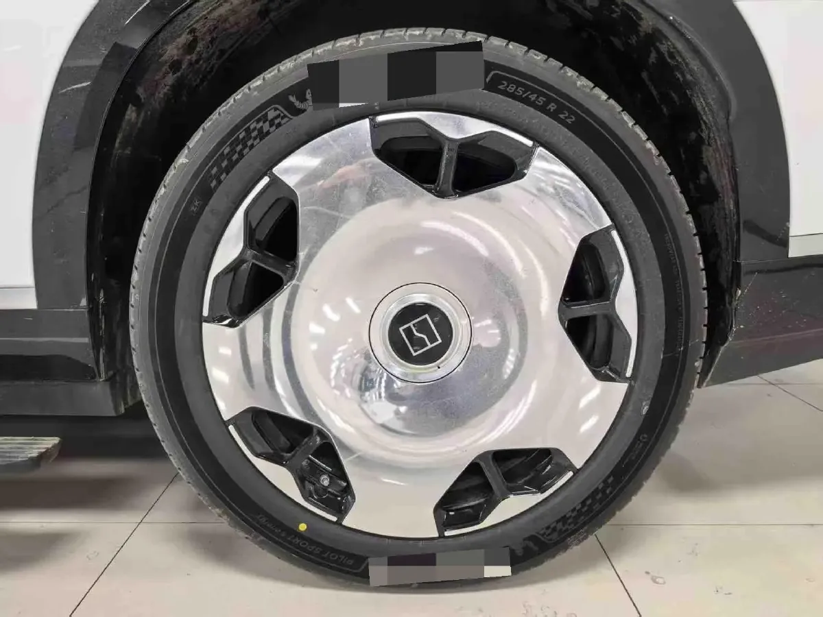 2025 Zeekr 9X 2.0T 279HP L4 1DHT PHEV,autocango,china used car exporter,china ev exporter,chinese used car exporter,chinese used ev exporter