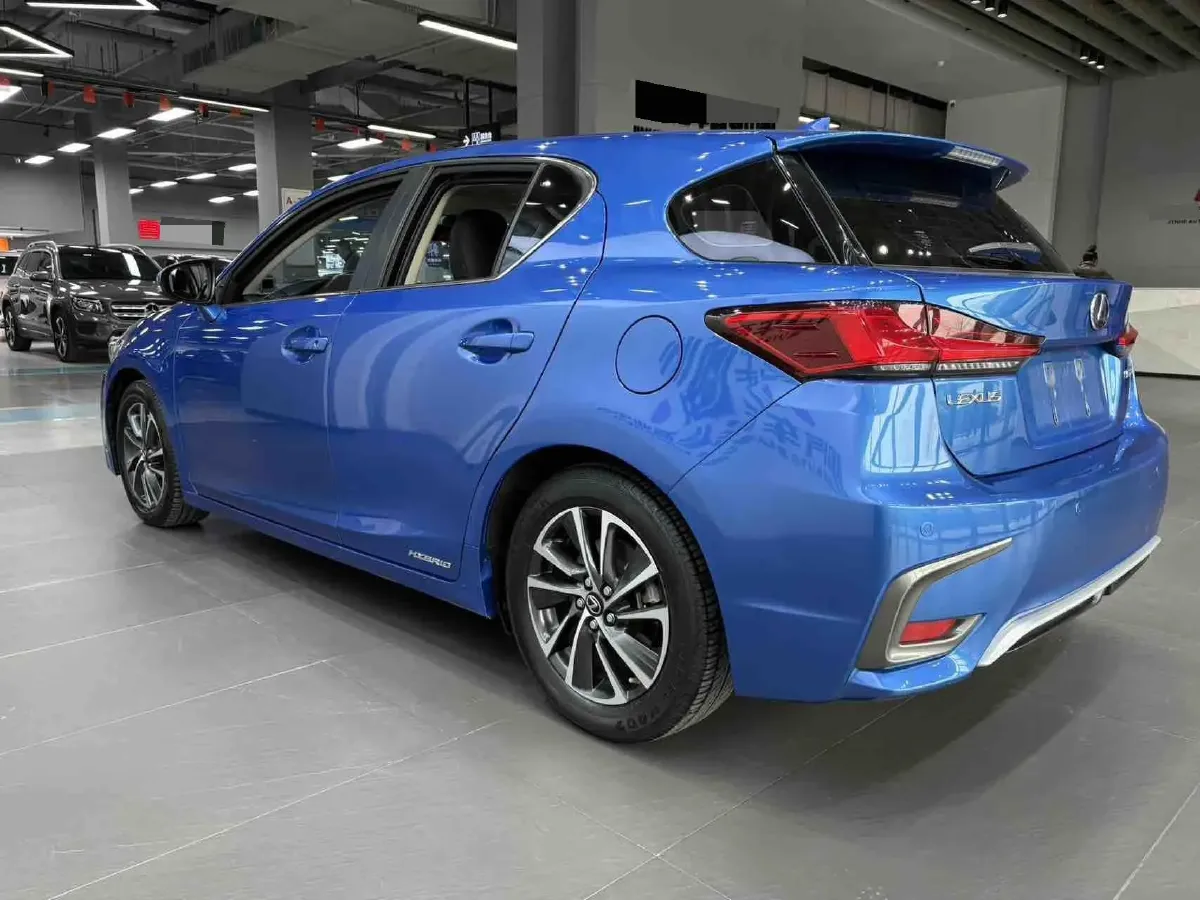 2017 Mercedes-Benz CLA Class 1.6T 156HP L4 7DCT,autocango,china used car exporter,china ev exporter,chinese used car exporter,chinese used ev exporter