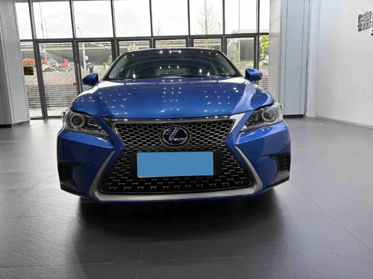 2017 Mercedes-Benz CLA Class 1.6T 156HP L4 7DCT,autocango,china used car exporter,china ev exporter,chinese used car exporter,chinese used ev exporter