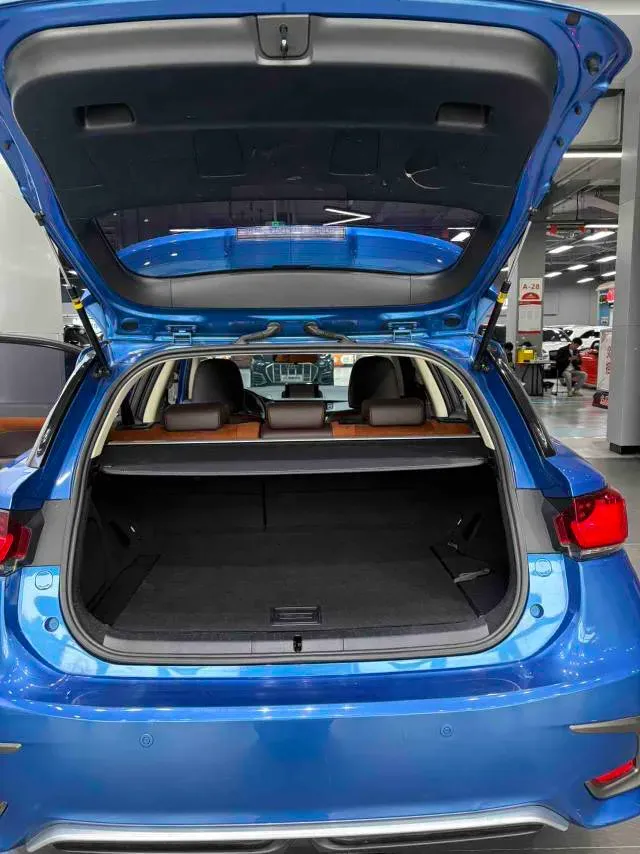 2017 Mercedes-Benz CLA Class 1.6T 156HP L4 7DCT,autocango,china used car exporter,china ev exporter,chinese used car exporter,chinese used ev exporter