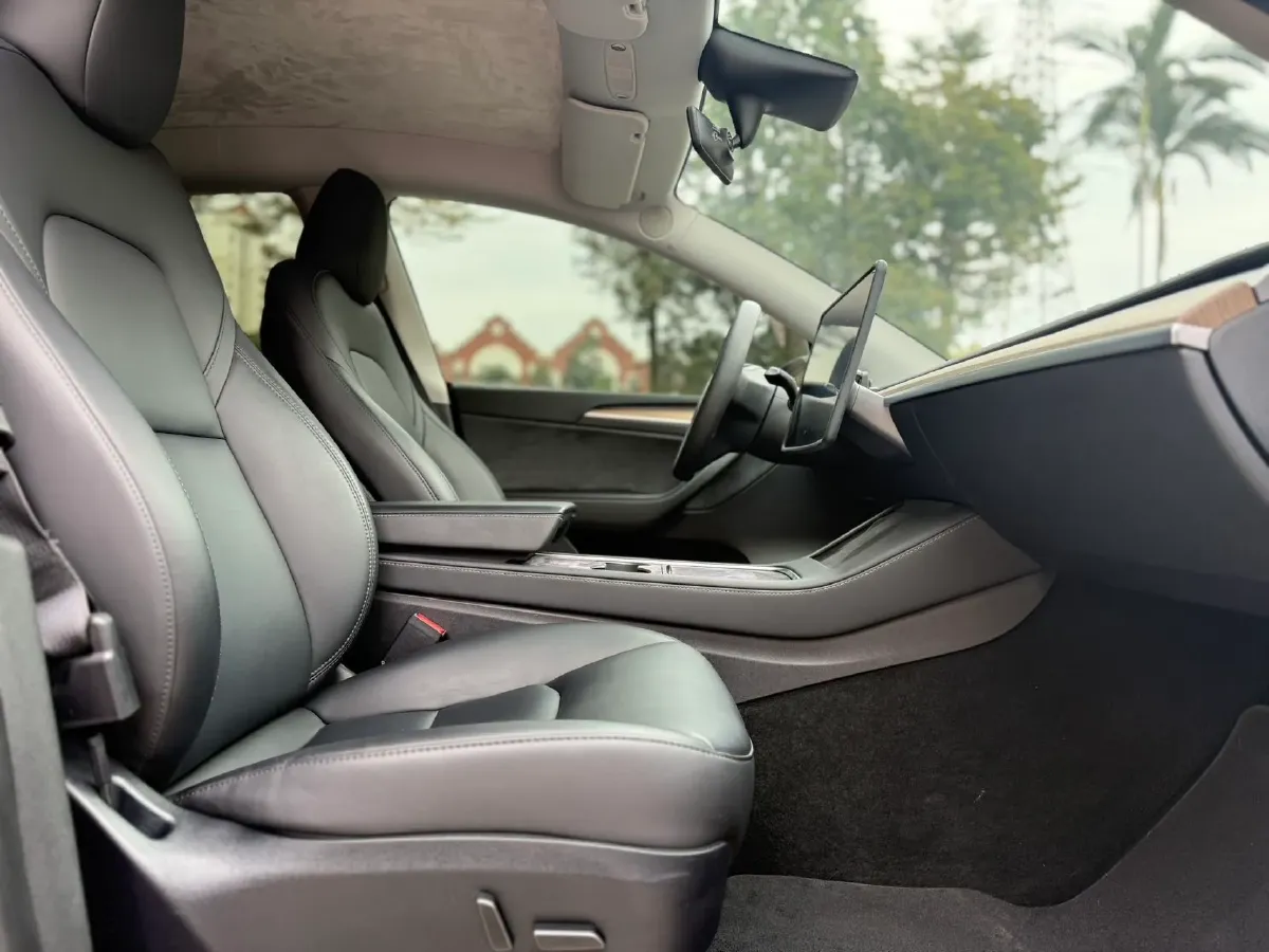 2022 Tesla Model Y BEV 60KWH,autocango,china used car exporter,china ev exporter,chinese used car exporter,chinese used ev exporter