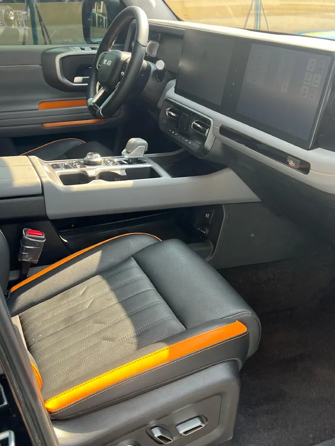 2025 Beijing BJ40 REEV REEV 188HP REEV 40.3KWH,autocango,china used car exporter,china ev exporter,chinese used car exporter,chinese used ev exporter