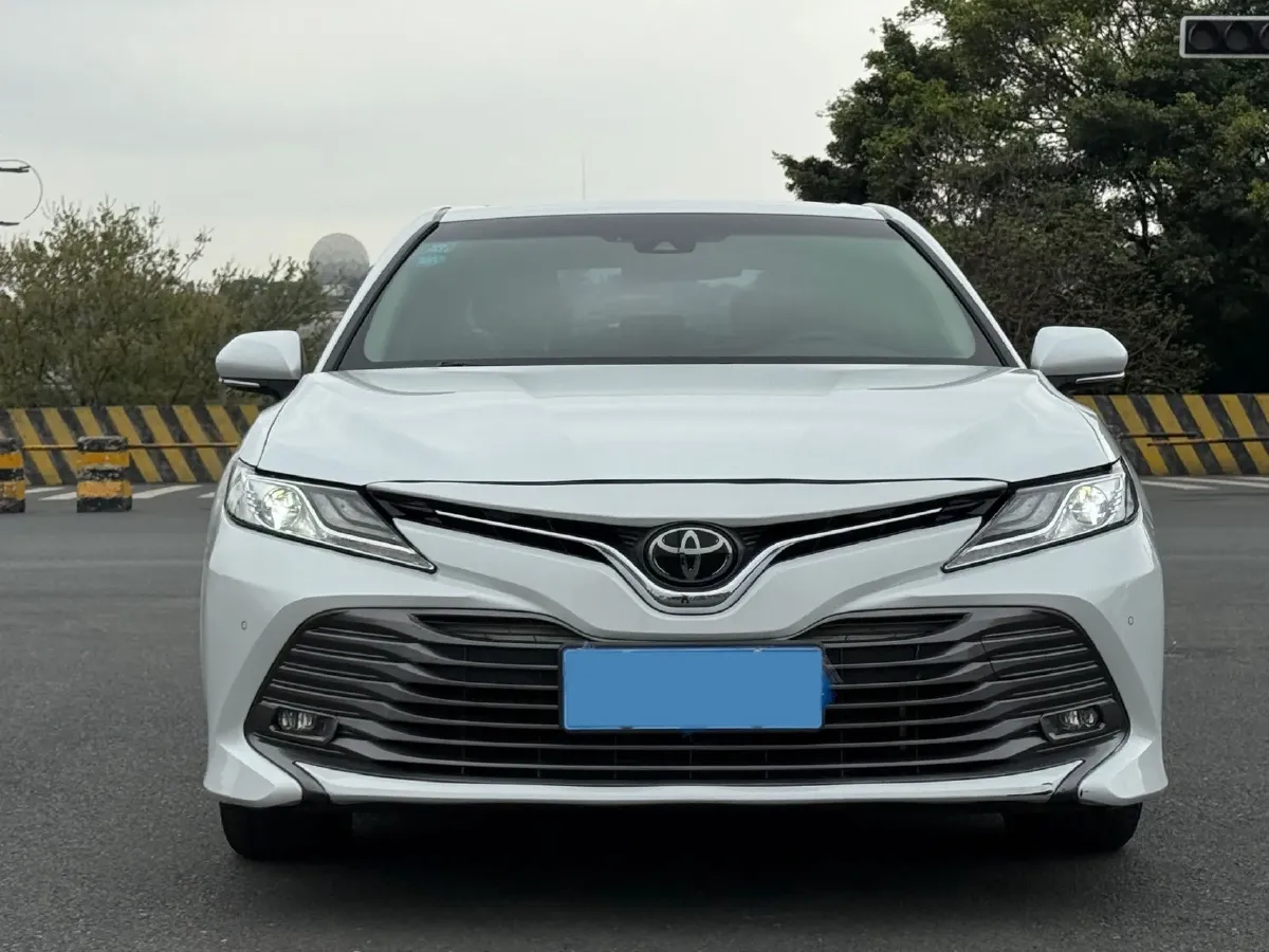 2019 Toyota Camry 2.0L 178HP L4 CVT,autocango,china used car exporter,china ev exporter,chinese used car exporter,chinese used ev exporter