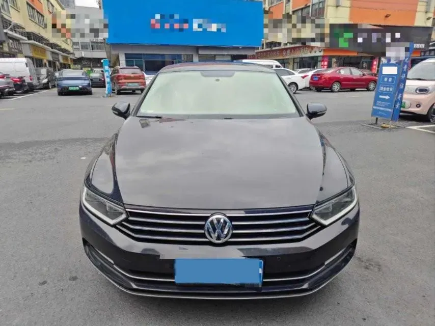 2018 Volkswagen Magotan 1.4T 150HP L4 7DCT,autocango,china used car exporter,china ev exporter,chinese used car exporter,chinese used ev exporter