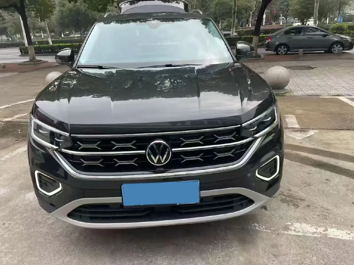 2024 Volkswagen Tayron 2.0T 186HP L4 7DCT,autocango,china used car exporter,china ev exporter,chinese used car exporter,chinese used ev exporter
