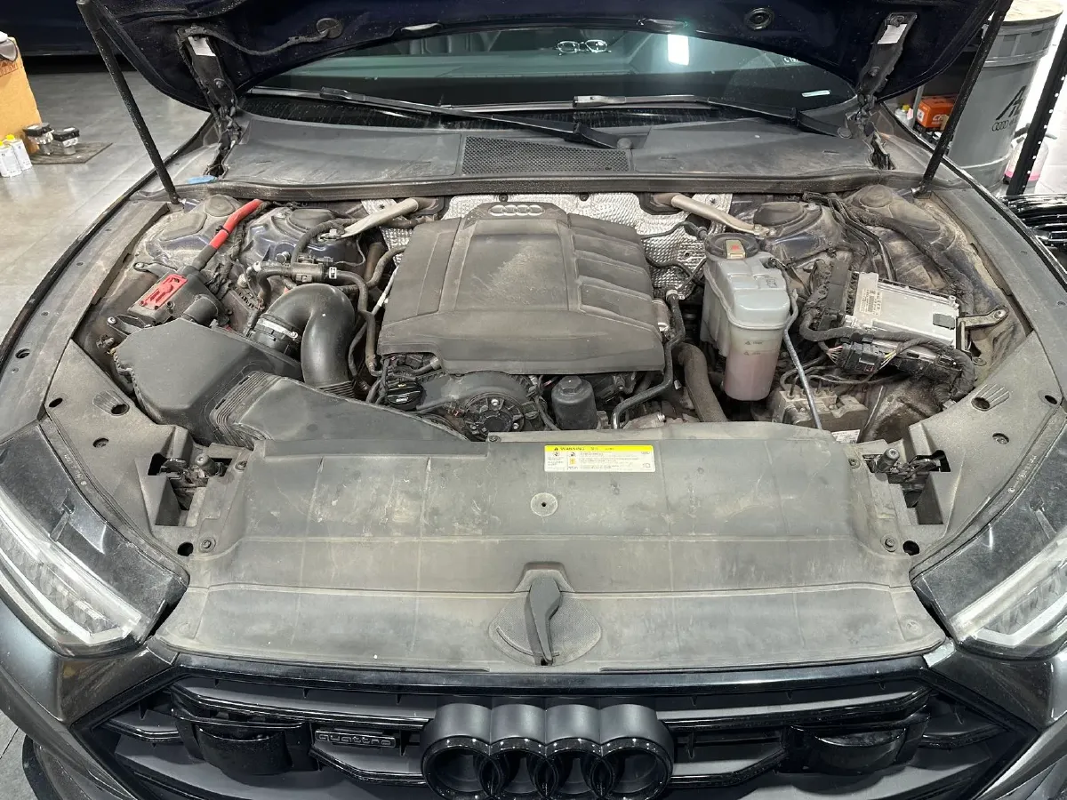 2020 Audi A7 2.0T 190HP L4 7DCT,autocango,china used car exporter,china ev exporter,chinese used car exporter,chinese used ev exporter