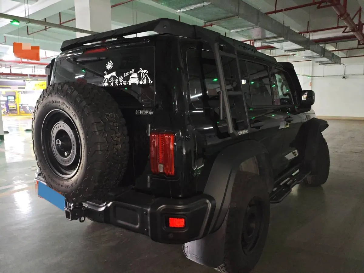 2023 Tank 300 2.0T 227HP L4 8AT,autocango,china used car exporter,china ev exporter,chinese used car exporter,chinese used ev exporter