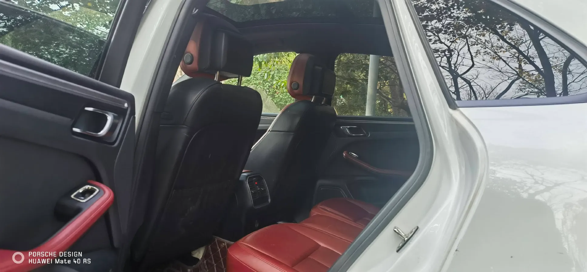 2017 YuTong T7 6.0L 316HP V8 6AT,autocango,china used car exporter,china ev exporter,chinese used car exporter,chinese used ev exporter