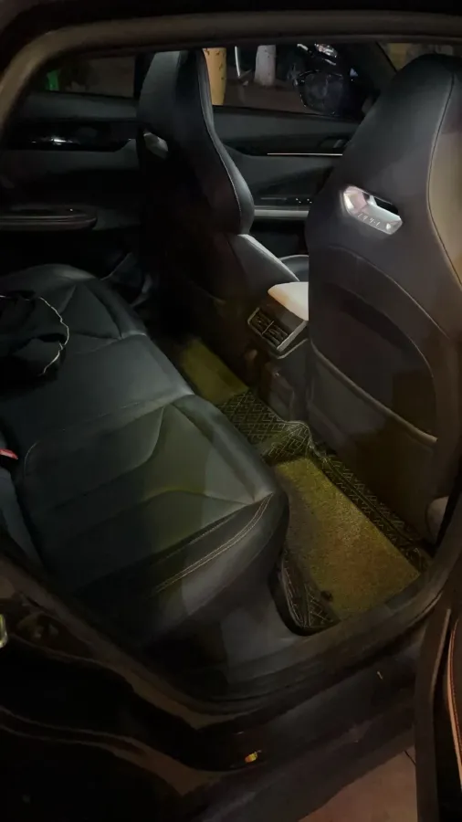 2023 ChangAn UNI-V 1.5T 188HP L4 7DCT,autocango,china used car exporter,china ev exporter,chinese used car exporter,chinese used ev exporter