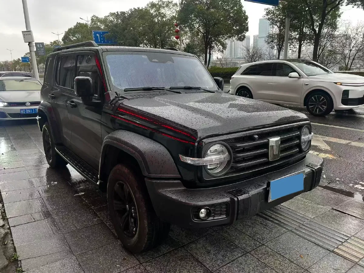 2025 Tank 300 2.0T 227HP L4 9AT,autocango,china used car exporter,china ev exporter,chinese used car exporter,chinese used ev exporter