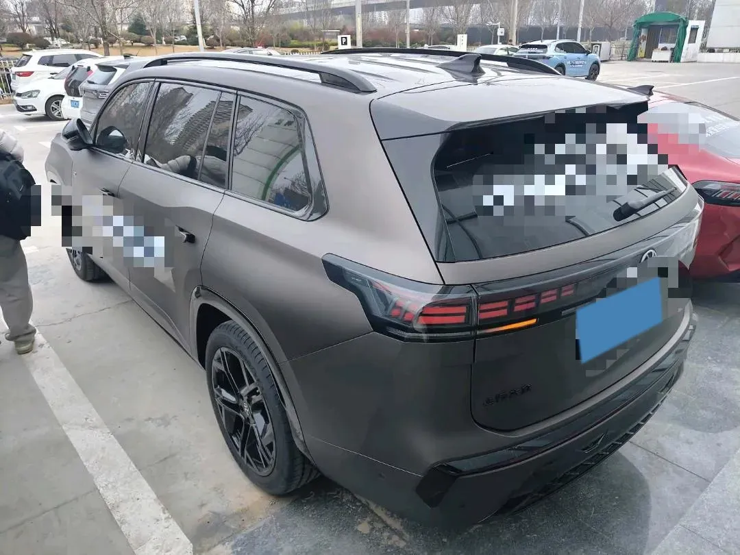 2025 Volkswagen Teramont 2.0T 272HP L4 7DCT,autocango,china used car exporter,china ev exporter,chinese used car exporter,chinese used ev exporter