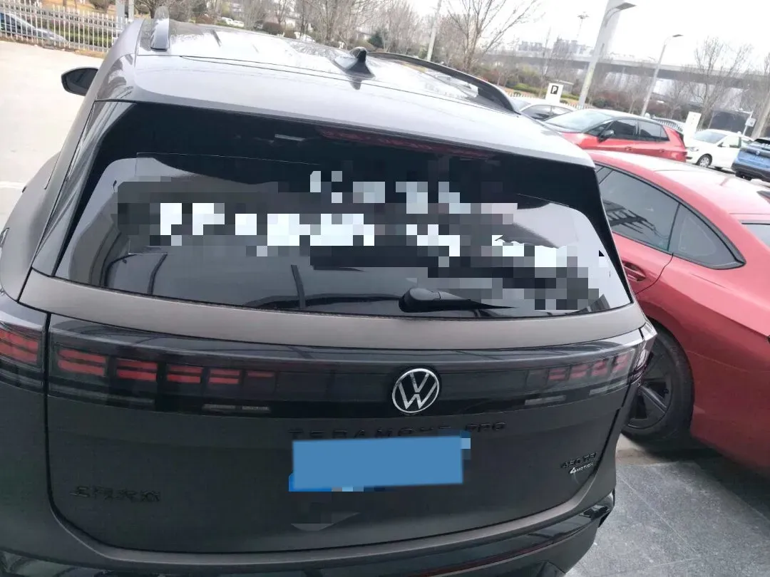 2025 Volkswagen Teramont 2.0T 272HP L4 7DCT,autocango,china used car exporter,china ev exporter,chinese used car exporter,chinese used ev exporter