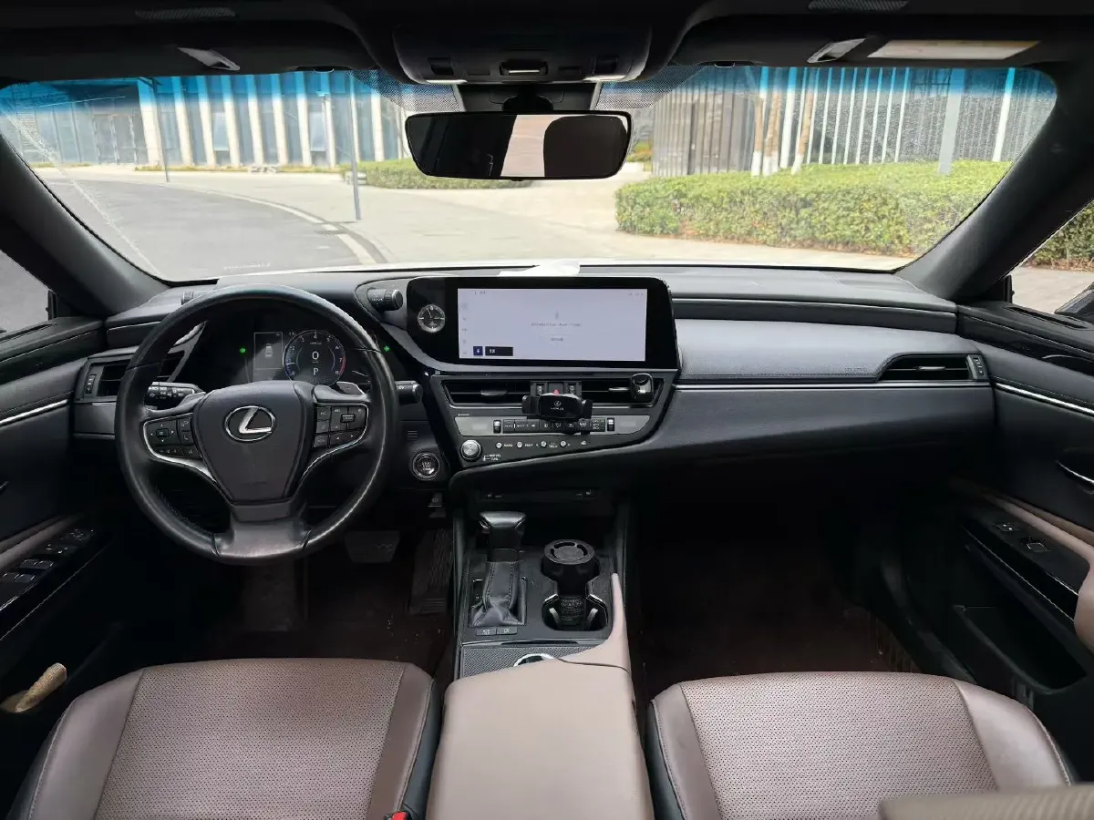 2022 Lexus ES 2.0L 173HP L4 CVT,autocango,china used car exporter,china ev exporter,chinese used car exporter,chinese used ev exporter