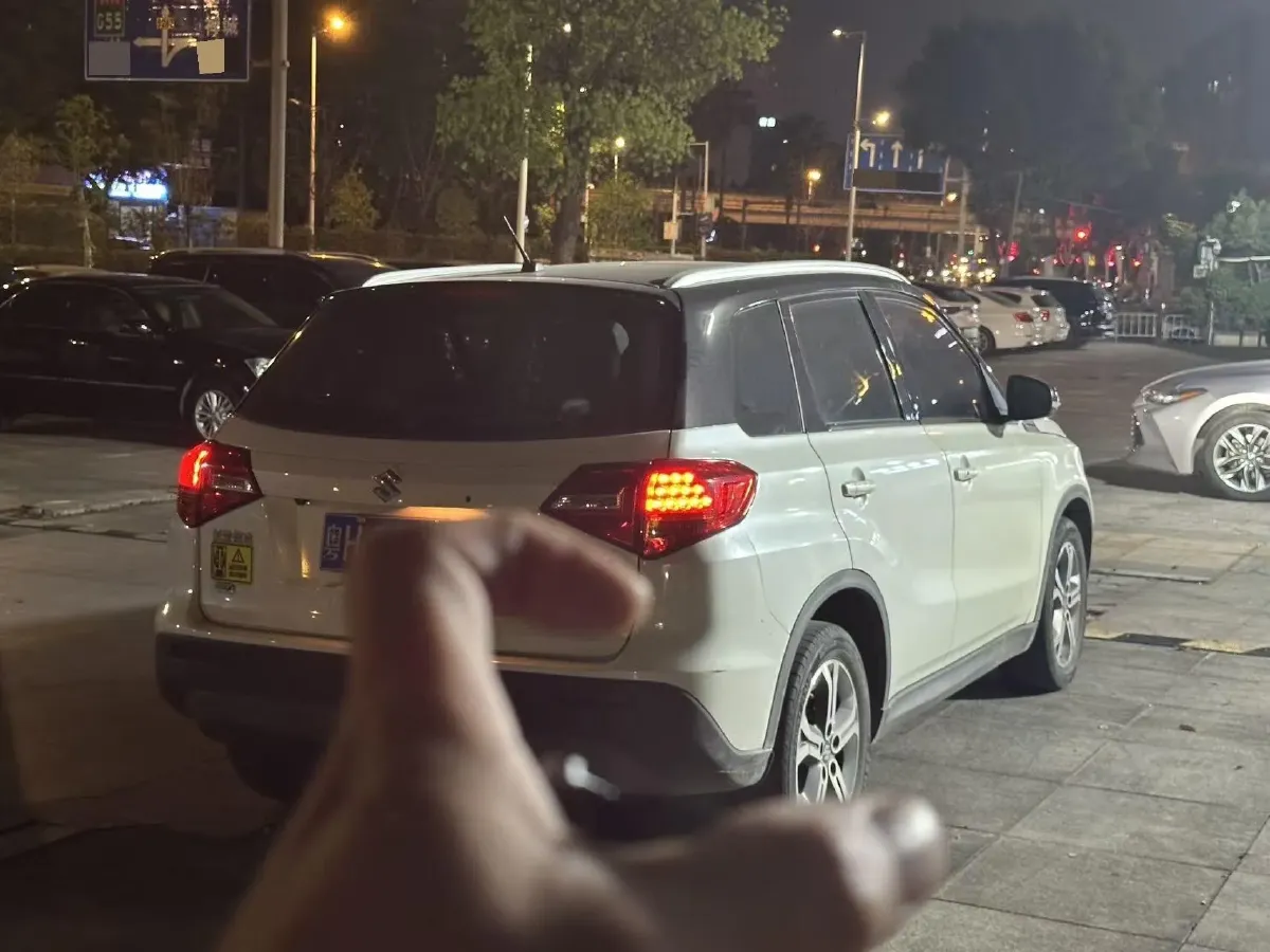 2016 Suzuki Vitara 1.4T 140HP L4 6AT,autocango,china used car exporter,china ev exporter,chinese used car exporter,chinese used ev exporter