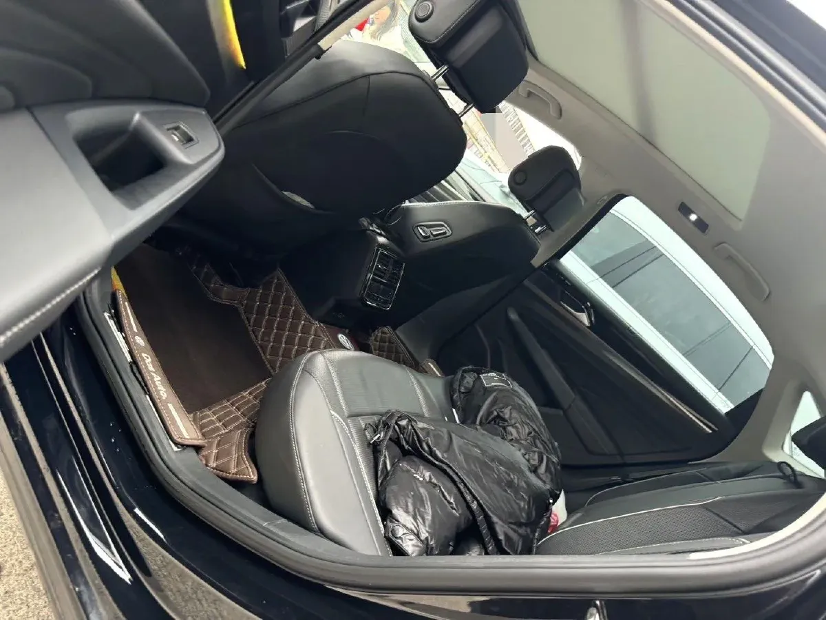 2022 Xpeng P7 BEV 60.2KWH,autocango,china used car exporter,china ev exporter,chinese used car exporter,chinese used ev exporter