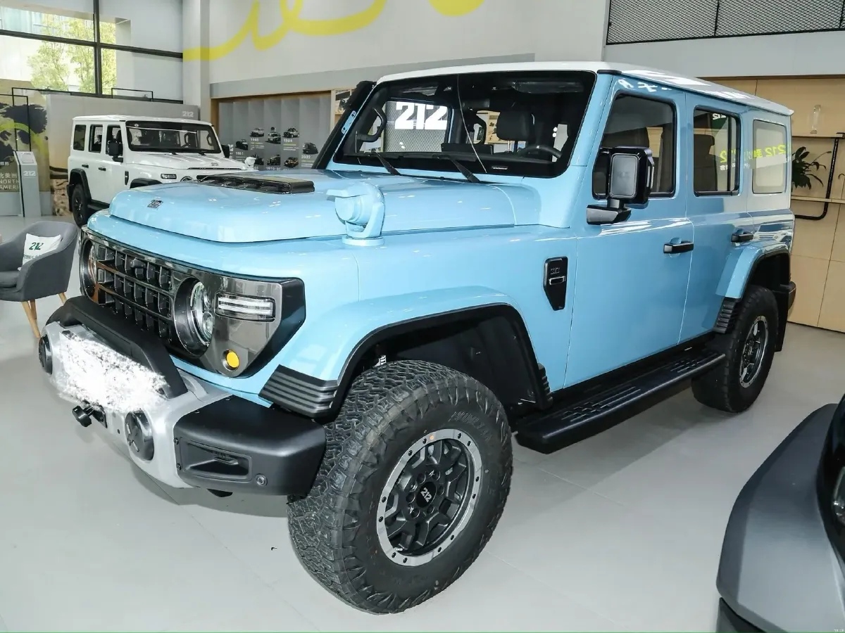 2025 212 212 T01 2.0T 252HP L4 8AT,autocango,china used car exporter,china ev exporter,chinese used car exporter,chinese used ev exporter