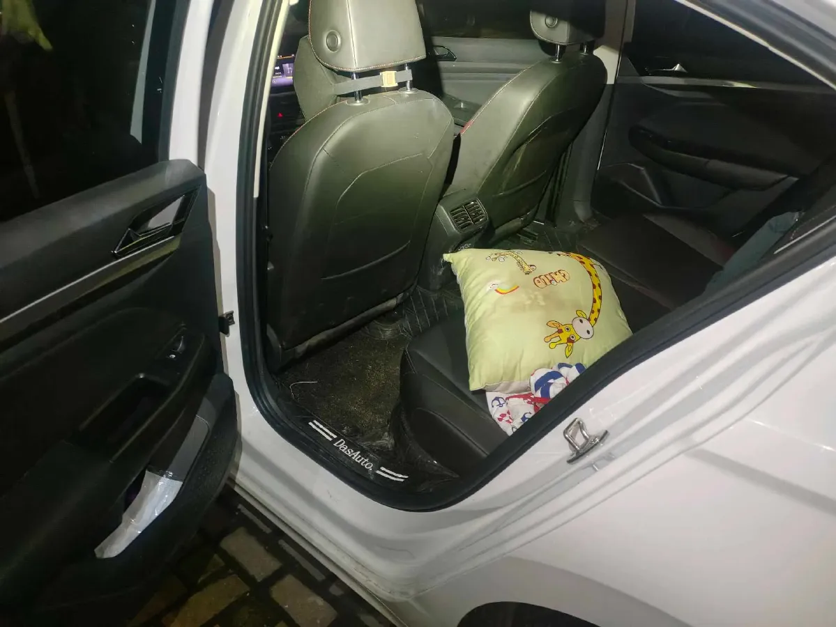 2021 Volkswagen Bora 1.5L 113HP L4 6AT,autocango,china used car exporter,china ev exporter,chinese used car exporter,chinese used ev exporter