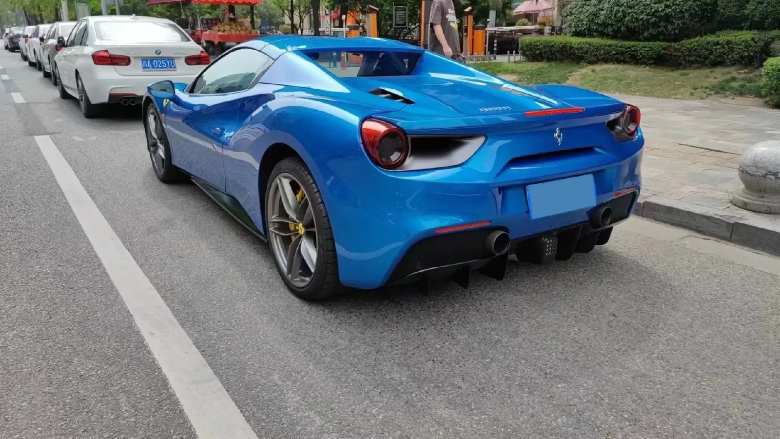 2015 Ferrari 488 3.9T 670HP V8 7DCT,autocango,china used car exporter,china ev exporter,chinese used car exporter,chinese used ev exporter