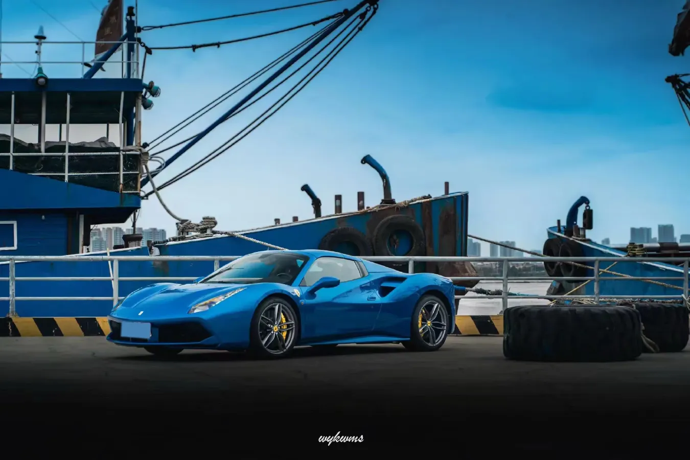 2015 Ferrari 488 3.9T 670HP V8 7DCT,autocango,china used car exporter,china ev exporter,chinese used car exporter,chinese used ev exporter