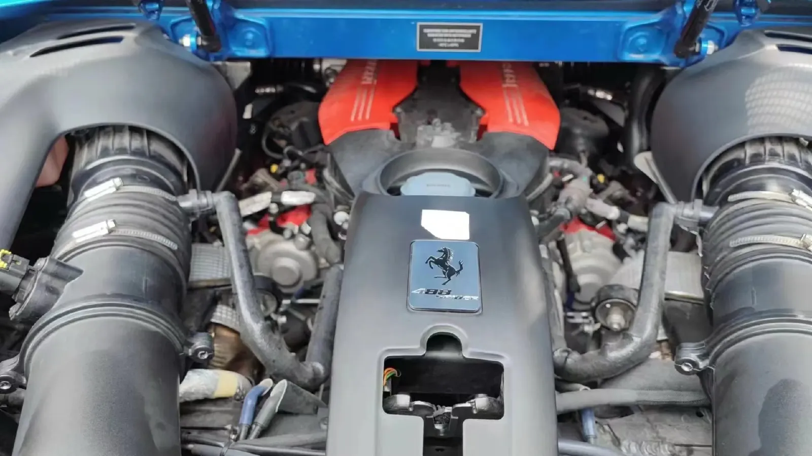 2015 Ferrari 488 3.9T 670HP V8 7DCT,autocango,china used car exporter,china ev exporter,chinese used car exporter,chinese used ev exporter