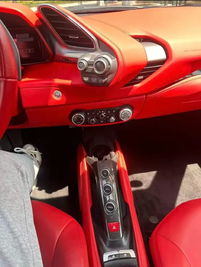 2015 Ferrari 488 3.9T 670HP V8 7DCT,autocango,china used car exporter,china ev exporter,chinese used car exporter,chinese used ev exporter