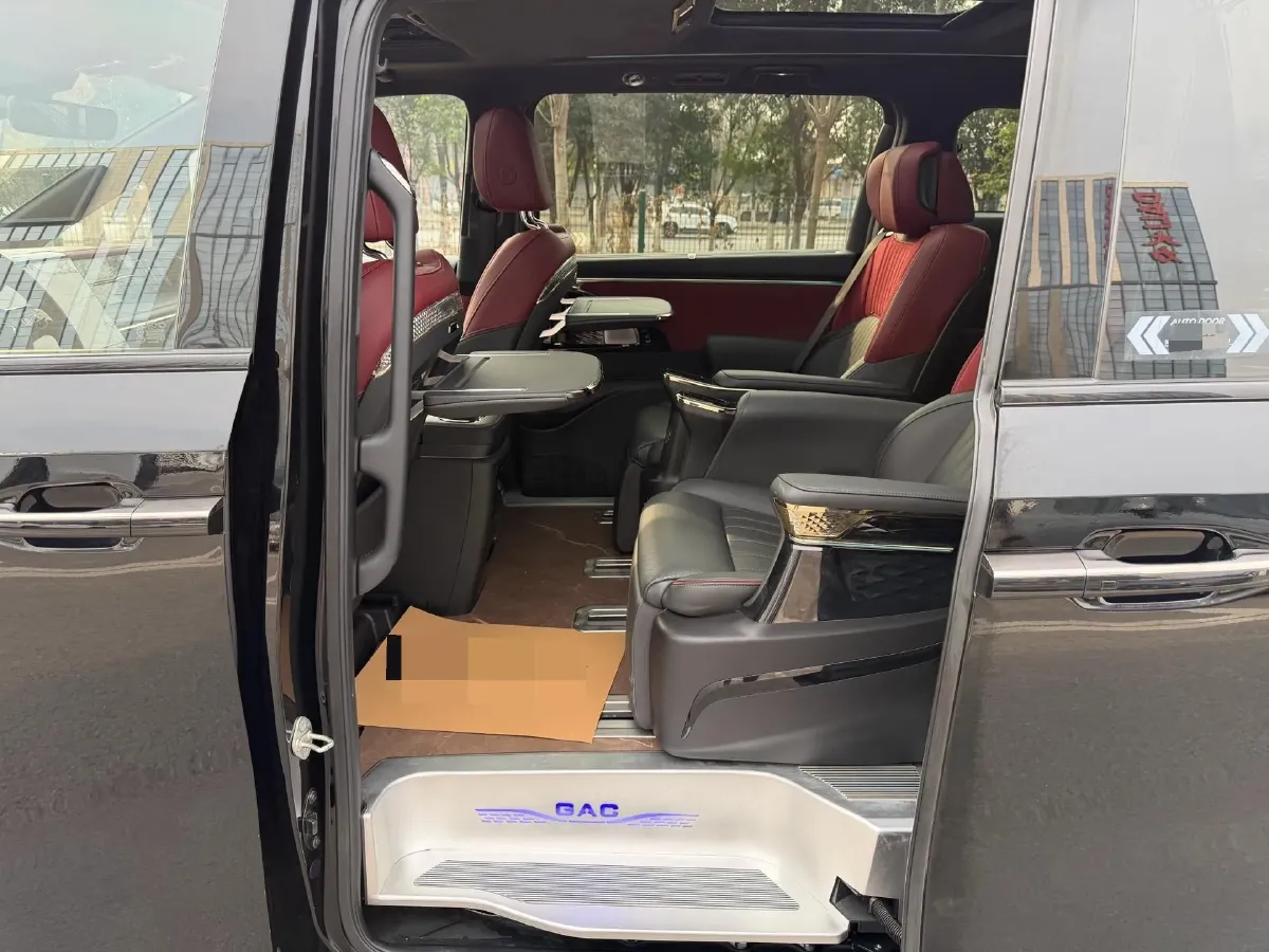 2023 GAC Trumpchi M8 2.0T 252HP L4 8AT,autocango,china used car exporter,china ev exporter,chinese used car exporter,chinese used ev exporter