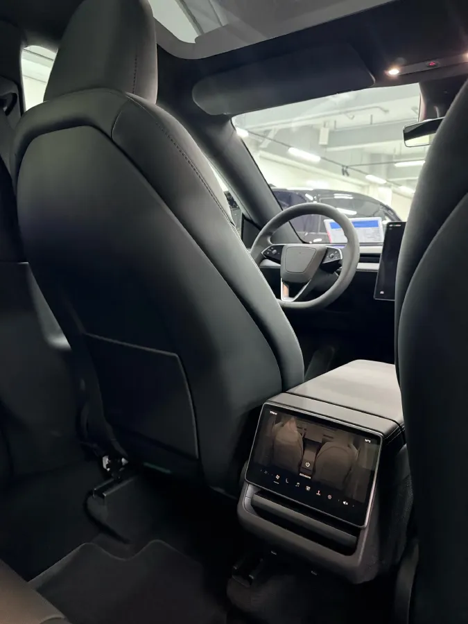 2026 Tesla Model Y BEV,autocango,china used car exporter,china ev exporter,chinese used car exporter,chinese used ev exporter