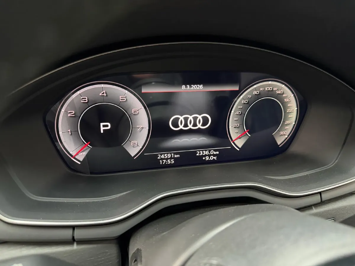 2024 Audi A4L 2.0T 190HP L4 7DCT,autocango,china used car exporter,china ev exporter,chinese used car exporter,chinese used ev exporter