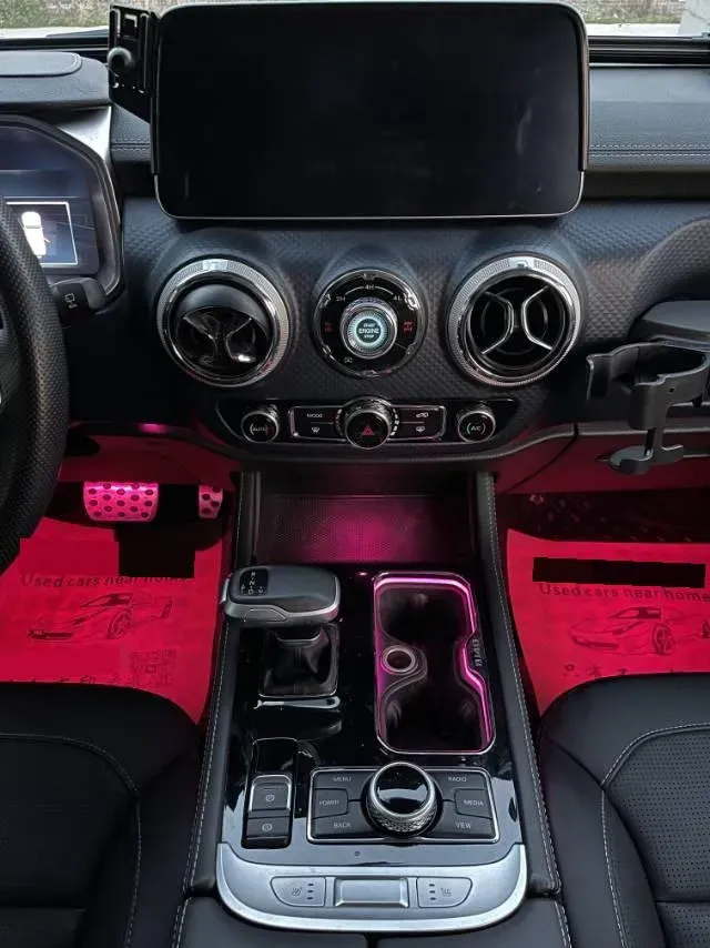 2021 Beijing BJ40 2.0T 224HP L4 8AT,autocango,china used car exporter,china ev exporter,chinese used car exporter,chinese used ev exporter