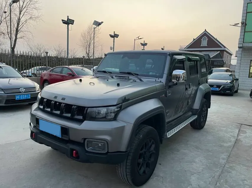 2021 Beijing BJ40 2.0T 224HP L4 8AT,autocango,china used car exporter,china ev exporter,chinese used car exporter,chinese used ev exporter