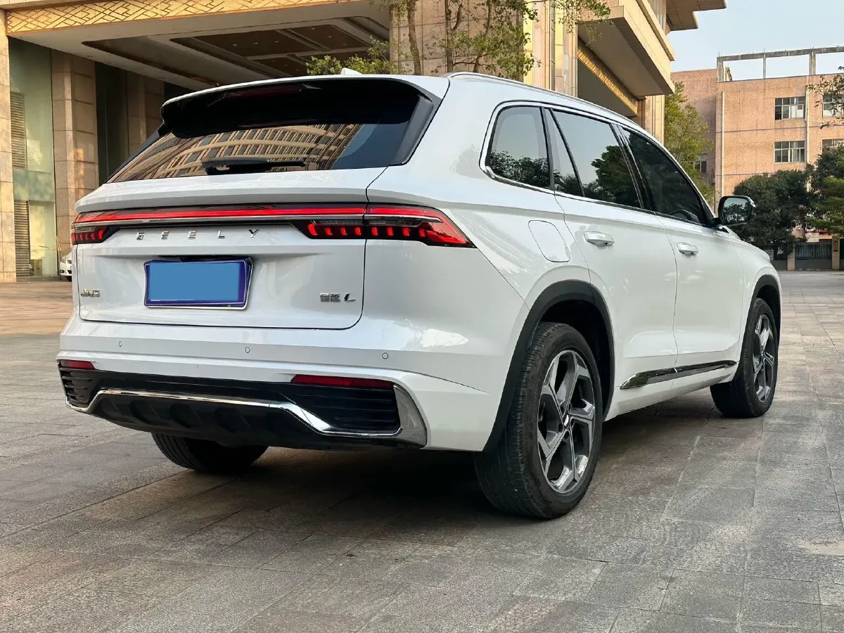 2025 Geely Monjaro 2.0T 238HP L4 8AT,autocango,china used car exporter,china ev exporter,chinese used car exporter,chinese used ev exporter